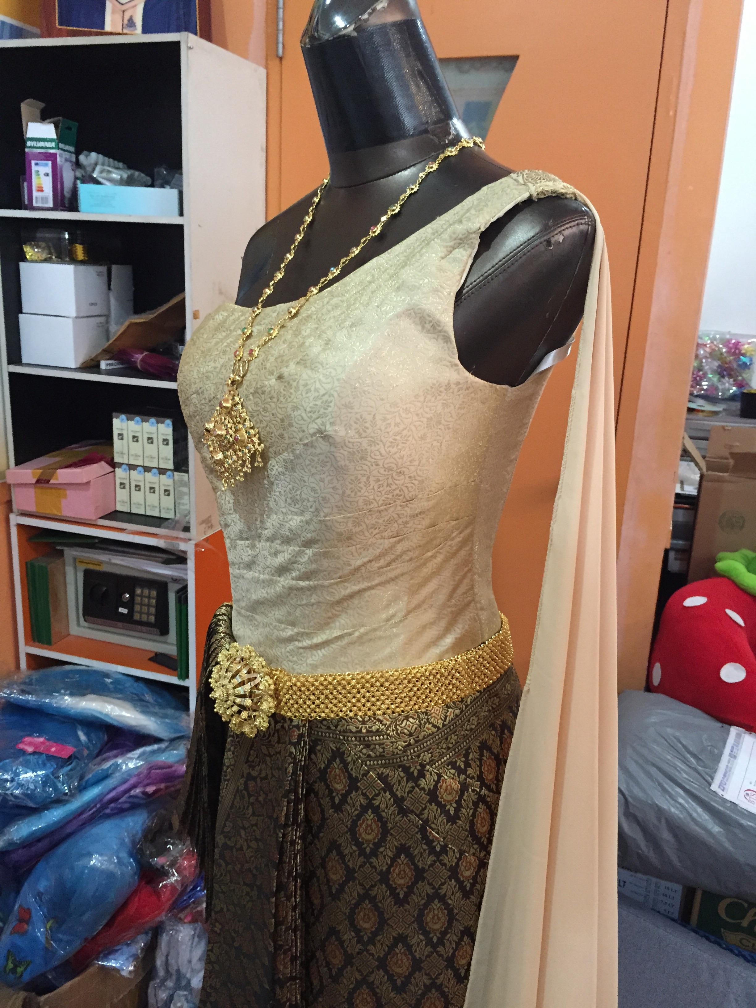 (พร้อมส่ง) ชุดไทยพร้อมส่ง รหัส 013