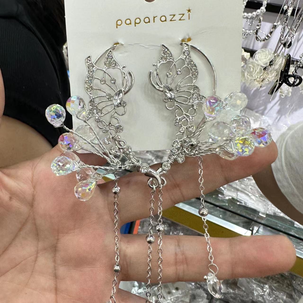 (พร้อมส่ง) EarCuff 006 จอนหูผีเสื้อคริสตัล งานคู่ ร้านคนไทย คุยง่าย ส่งเร็ว