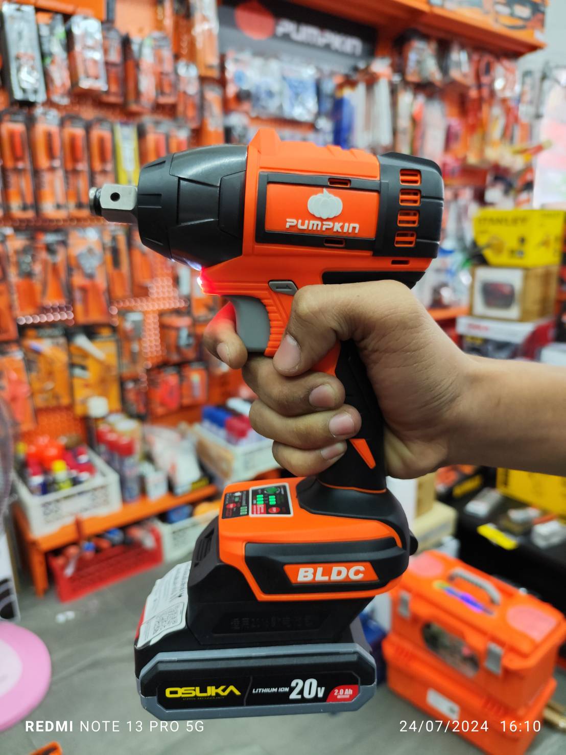 อแดปเตอร์แปลงแบต20V OSUKA มาใช้กับเครื่อง MAKITA หรือ PUMPKIN