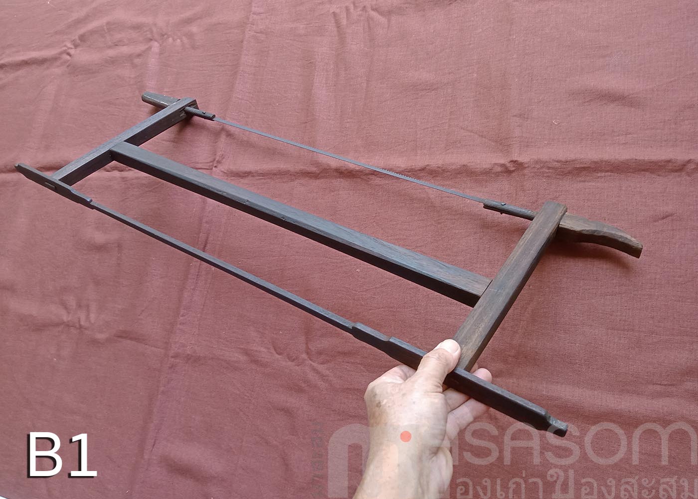 เลื่อยไม้โบราณ B1