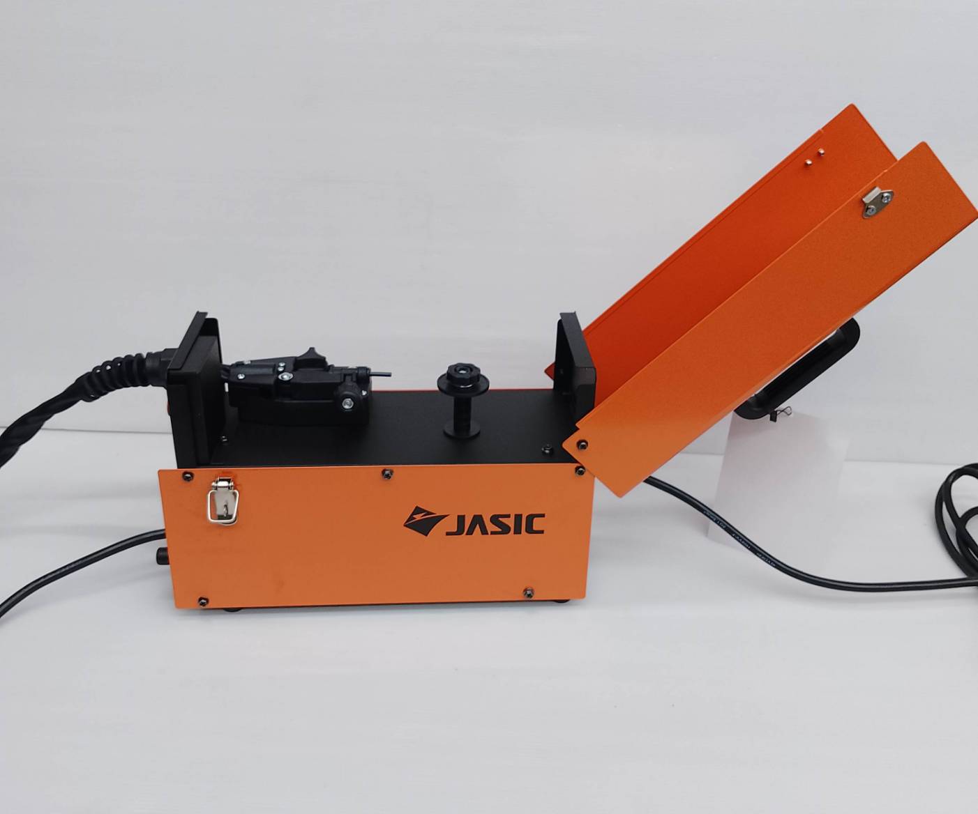 เครื่องเชื่อมไฟฟ้า MIG125 JASIC