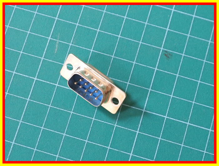 1x DB9 RS232 คอนเน็คเตอร์ตัวผู้ 9 ขา สีน้ำเงิน