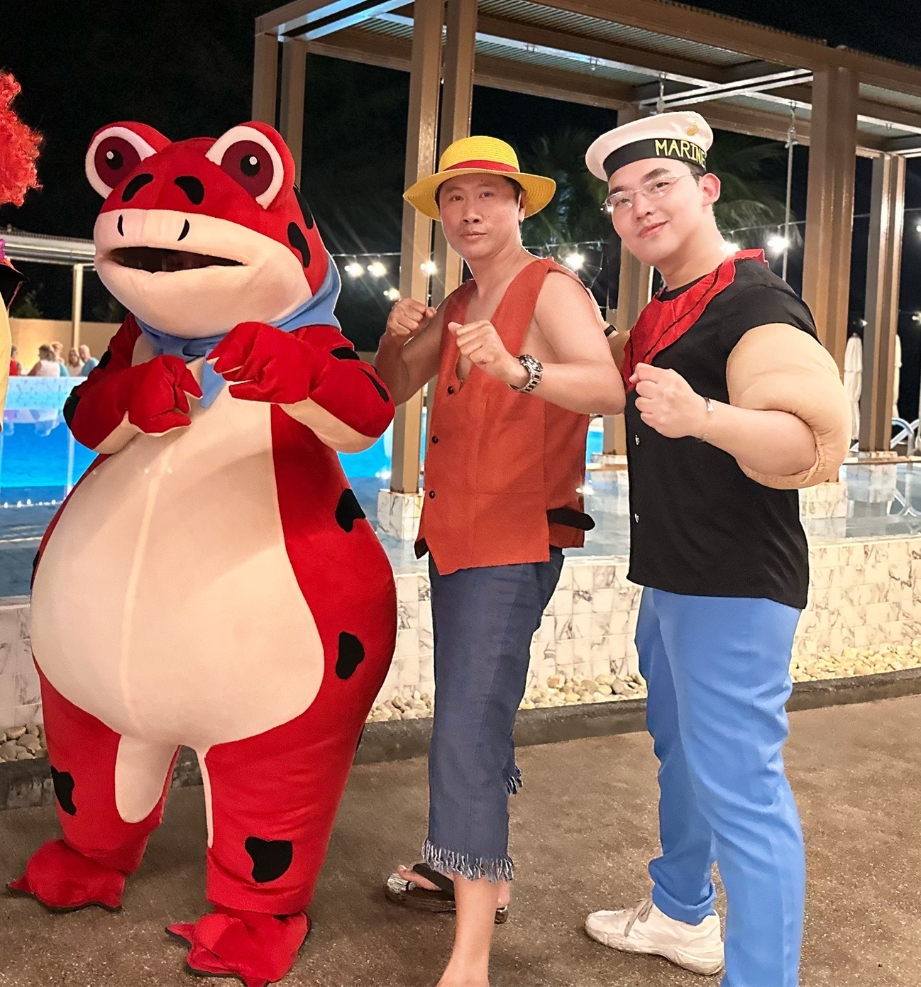 ชุดป๊อปอาย / ชุดป๊อบอาย / Popeye / ชุดทหารเรือ / ชุดกะลาสีเรือ