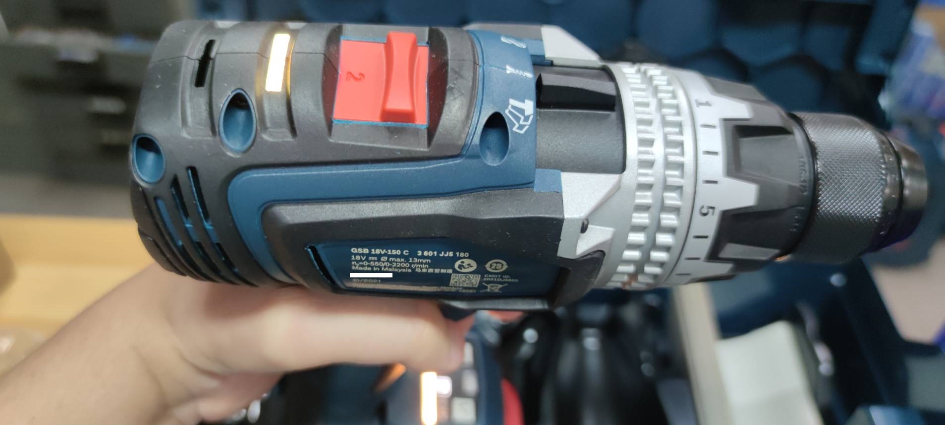 สว่านกระแทกไร้สาย GSB18V-150C BOSCH SOLO