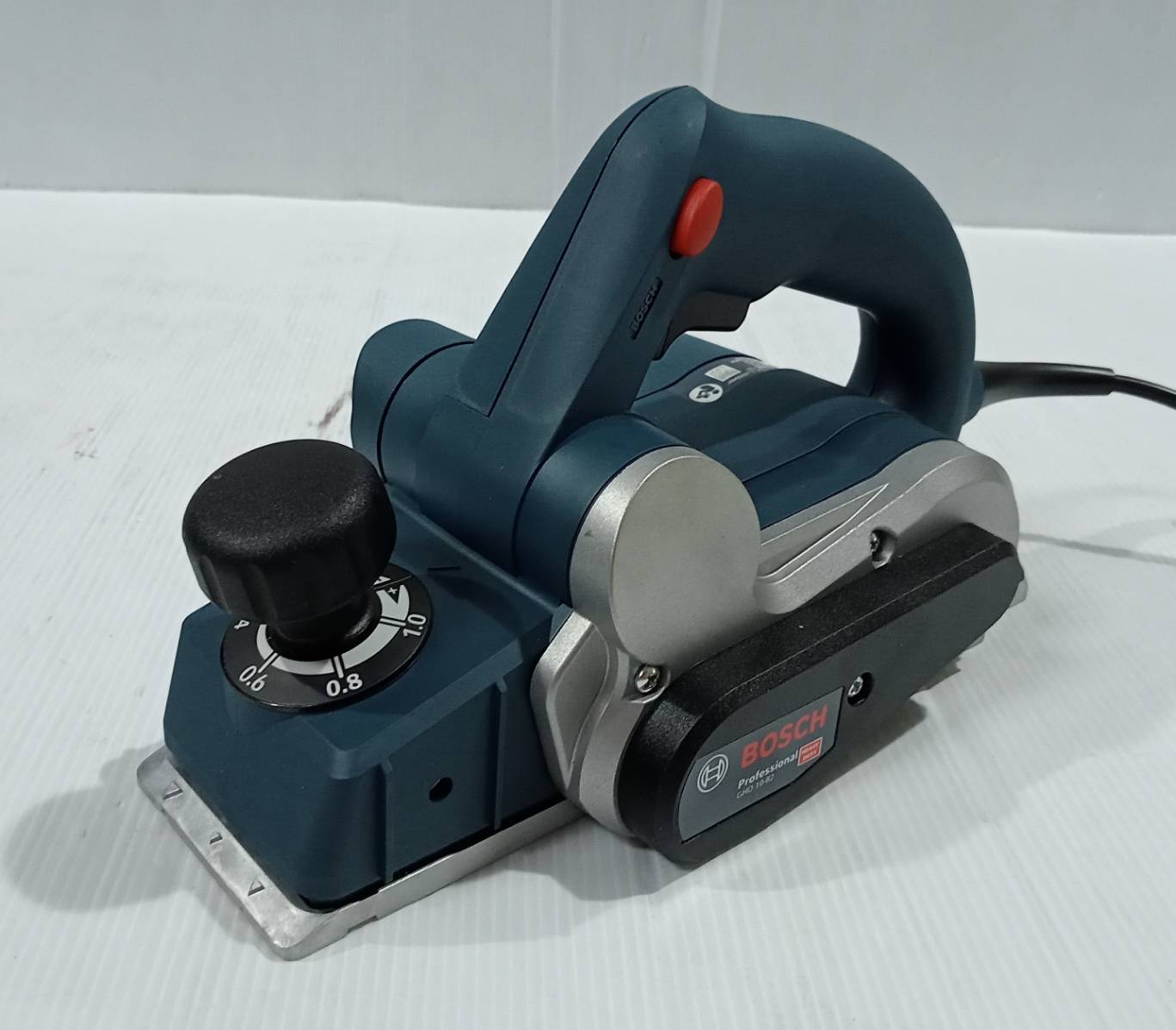 กบ3" GHO10-82 BOSCH 0601594007