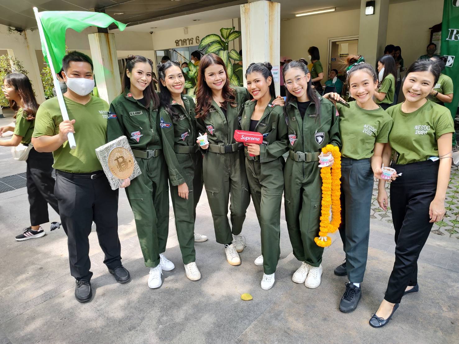 ชุดทหารอากาศ / ชุดนักบิน / นักบิน F16 / ชุดท็อปกัน / ชุด Top Gun / Top Gun /ุ ชุดอาชีพ / ชุดอาชีพในฝัน