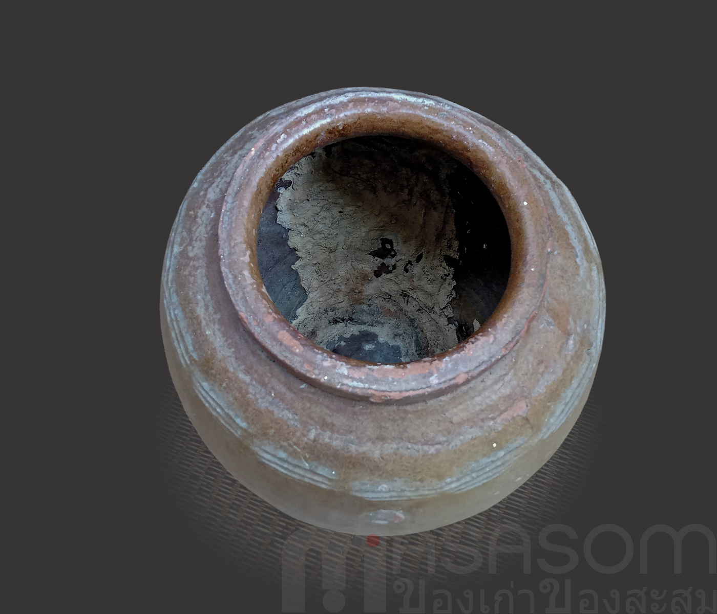 ไหดินเผาโบราณ