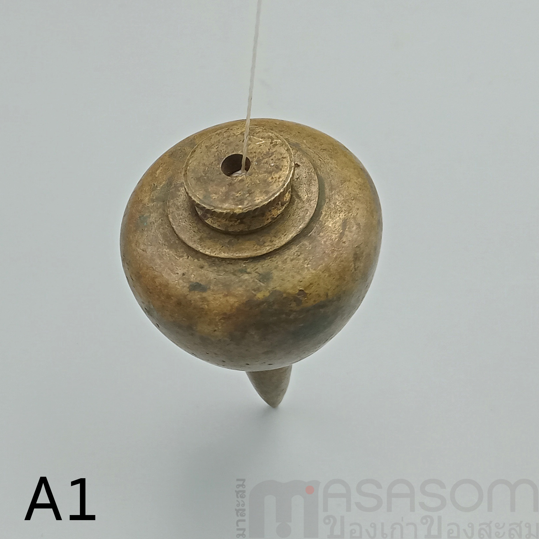 ลูกดิ่งทองเหลืองโบราณ