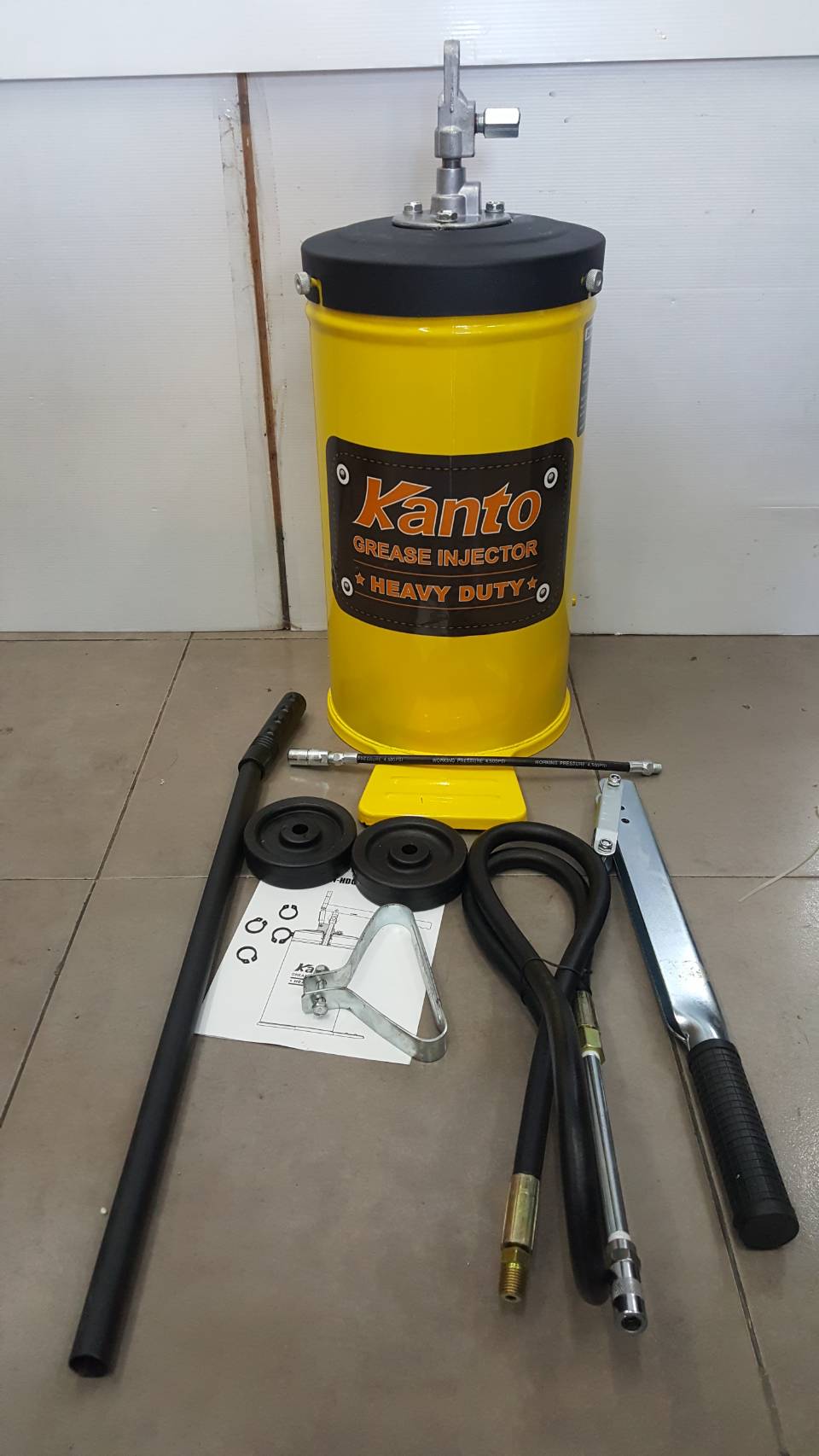 ถังอัดจารบี16ลิตร แบบมือโยก KT-HDG-16 KANTO