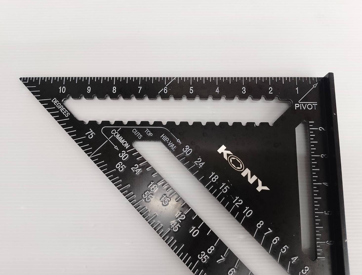 KONY ฉากวัดสามเหลี่ยม12นิ้ว KN-SC007-12