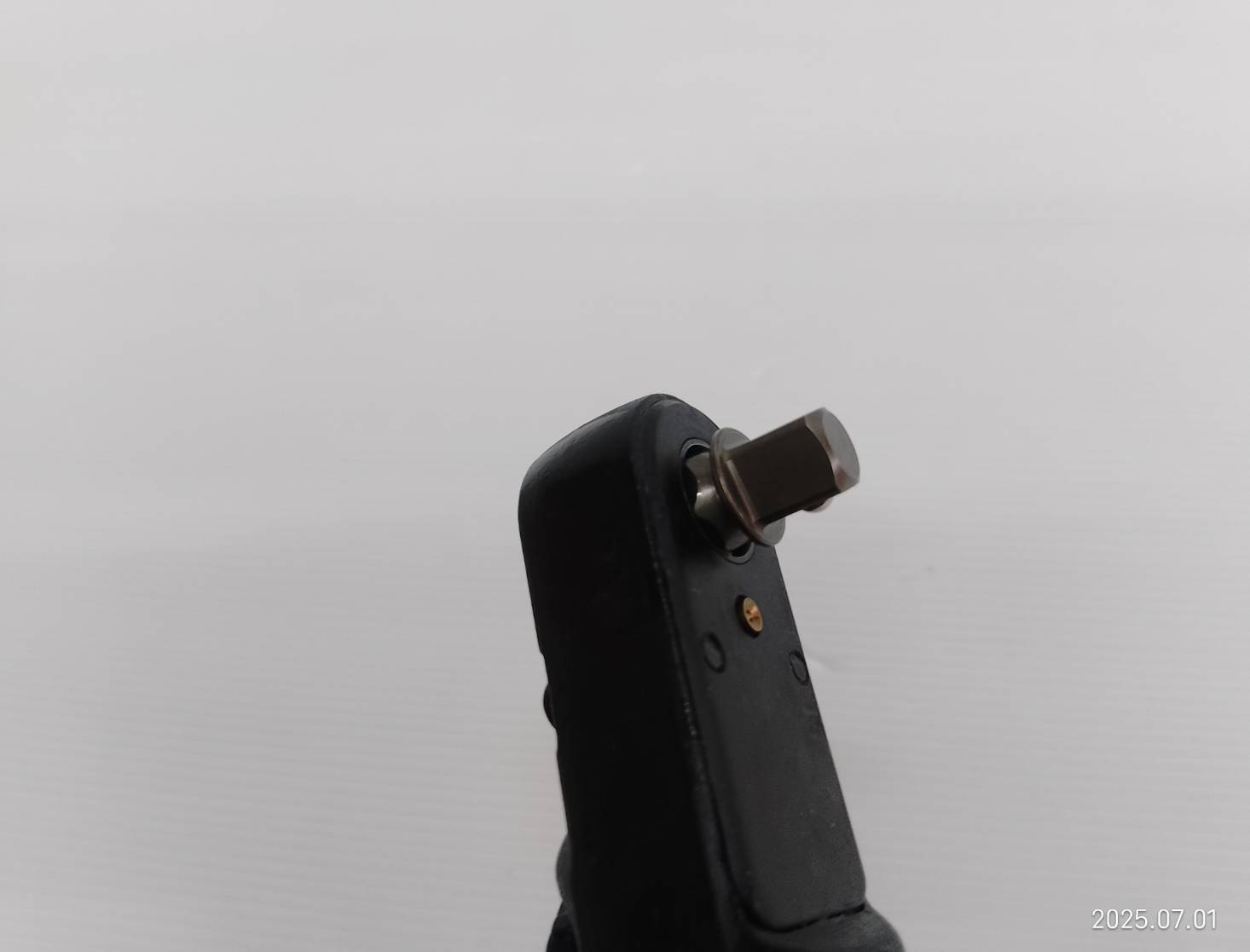 DEWALT ประแจบล็อก1/4-3/8 นิ้ว 12V DCF500N-XJ ด้ามสั้น (ตัวเปล่า)