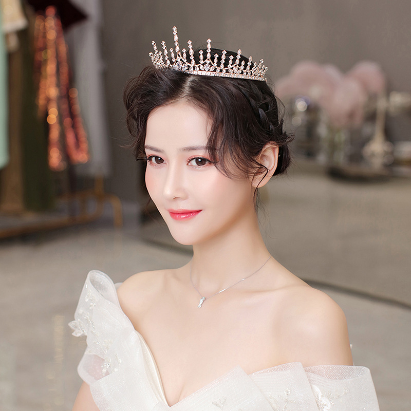 (พร้อมส่ง) เทียร่า 261 สีทอง มงกุฎนางงาม มงกุฎประกวด เทียร่าเจ้าสาว งานสวย ปราณีต QCเพชรทุกเม็ด สินค้าพร้อมส่งจากไทย