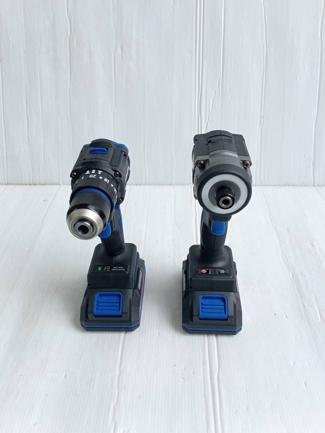 TEXUS BULL รุ่น TX-8240 ชุดสว่านกระแทกและไขควงกระแทกไร้สาย 20V. พร้อมแบตเตอรี่ x2.0Ah 2ก้อน