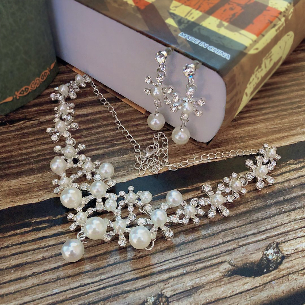 SET010 เครื่องประดับ 3 ชิ้น มงกุฎ สร้อยคอ ต่างหู จัดเซทสวยงาม สินค้าพร้อมส่งจากไทย