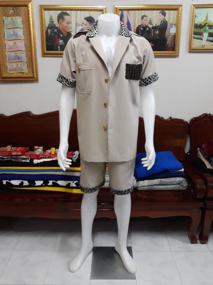 ชุดนายพราน / ชุดผจญภัย / ชุดเข้าป่า / พร้อมปืน