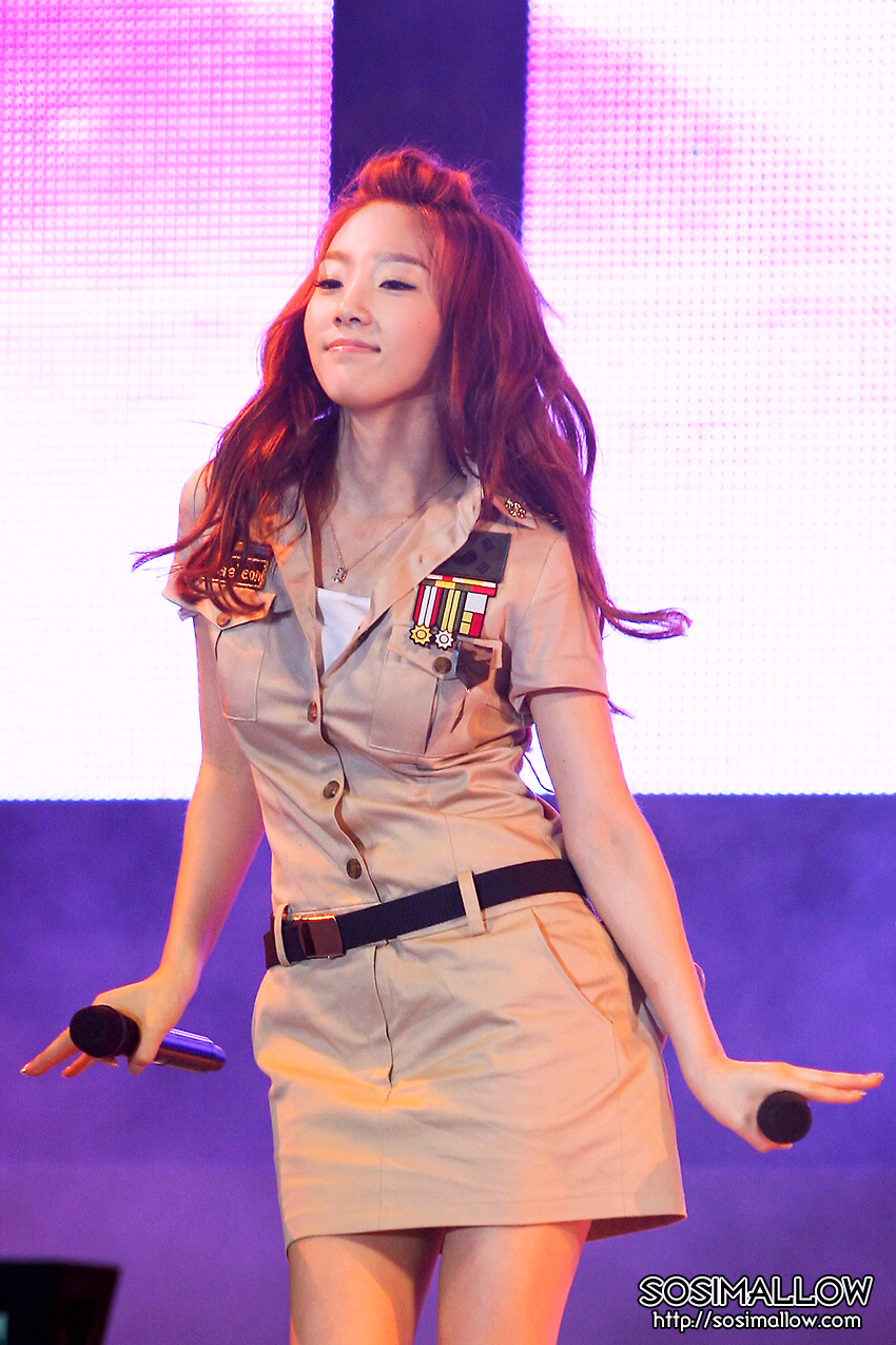 ชุดเกิลร์เจนเนเรชั่น แบบแซก สีกากี / ชุดทหาร / ชุดนักร้องเกาหลี /ุ ชุดอาชีพ / ชุดอาชีพในฝัน