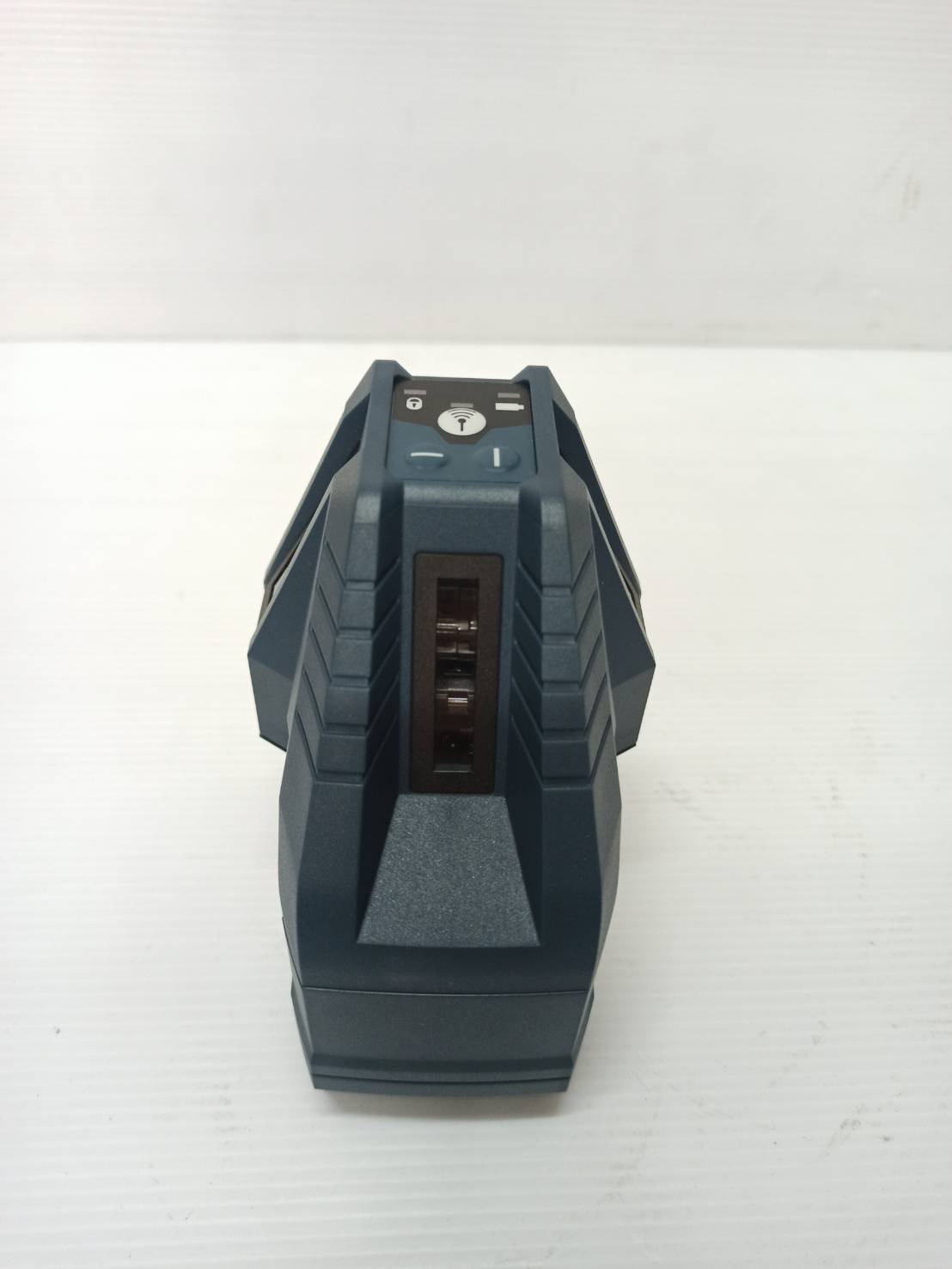 เลเซอร์ระดับ5เส้น แสงแดง GLL5-50X KIT BOSCH พร้อมขาตั้ง