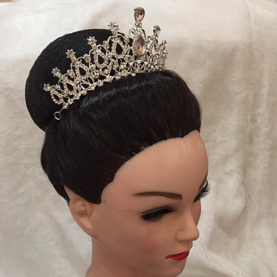 (พร้อมส่ง) เทียร่า 004 สีเงิน มงกุฎนางงาม มงกุฎเจ้าหญิง งานสวย ปราณีต QCเพชรทุกเม็ด สินค้าพร้อมส่งจากไทย