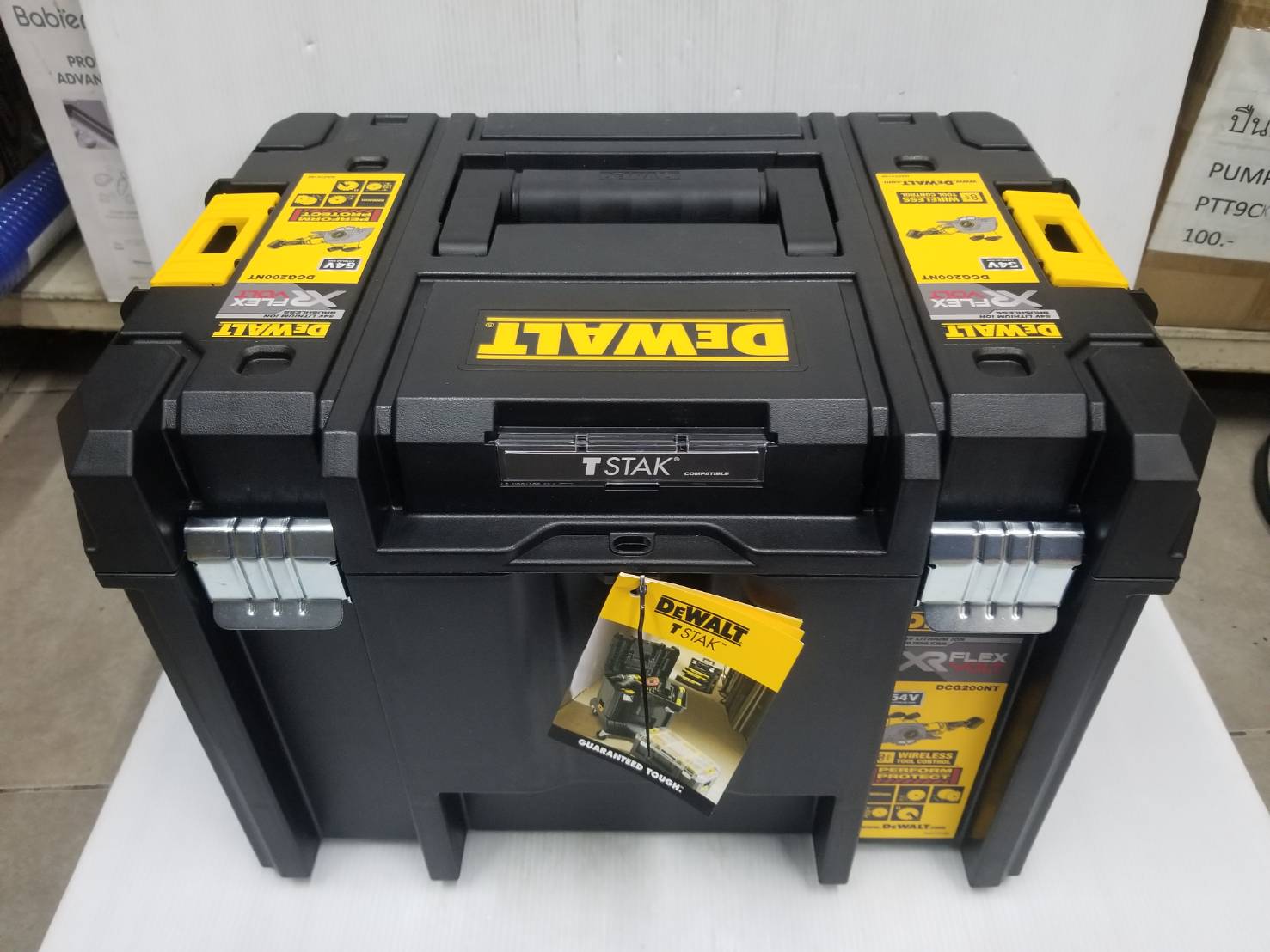 เครื่องเซาะร่องผนัง54V DCG200NT DEWALT