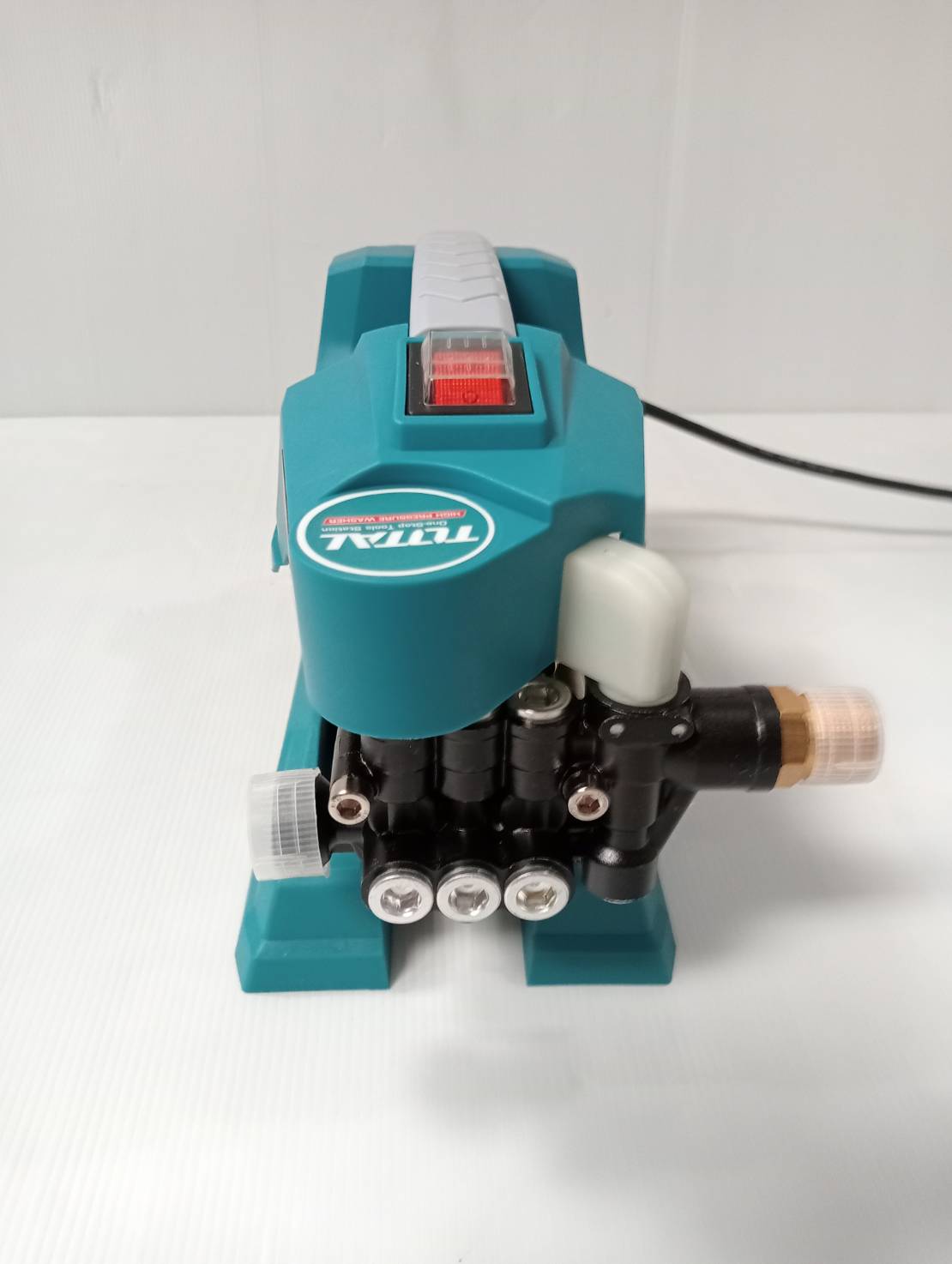 เครื่องฉีดน้ำแรงดันสูง 27.5 Bar TGTK14105 TOTAL