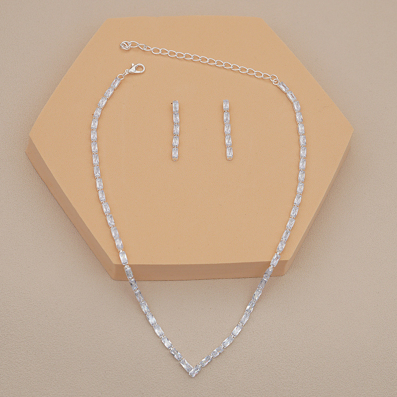 (พร้อมส่ง) สร้อยคอเพชร+ต่างหูแบบเข็ม 010 สร้อยคอเจ้าสาว สร้อยคอใส่ออกงาน สวยหรูดูแพง