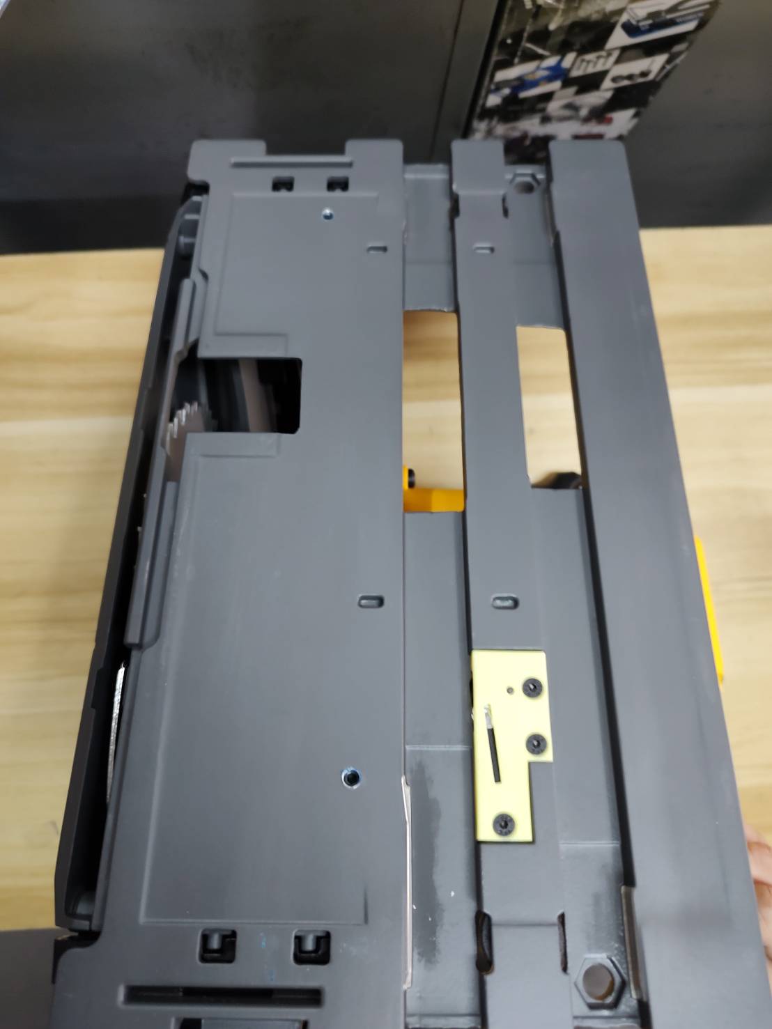 เลื่อยราง6" 54V DCS520NT DEWALT (ไม่รวมราง)