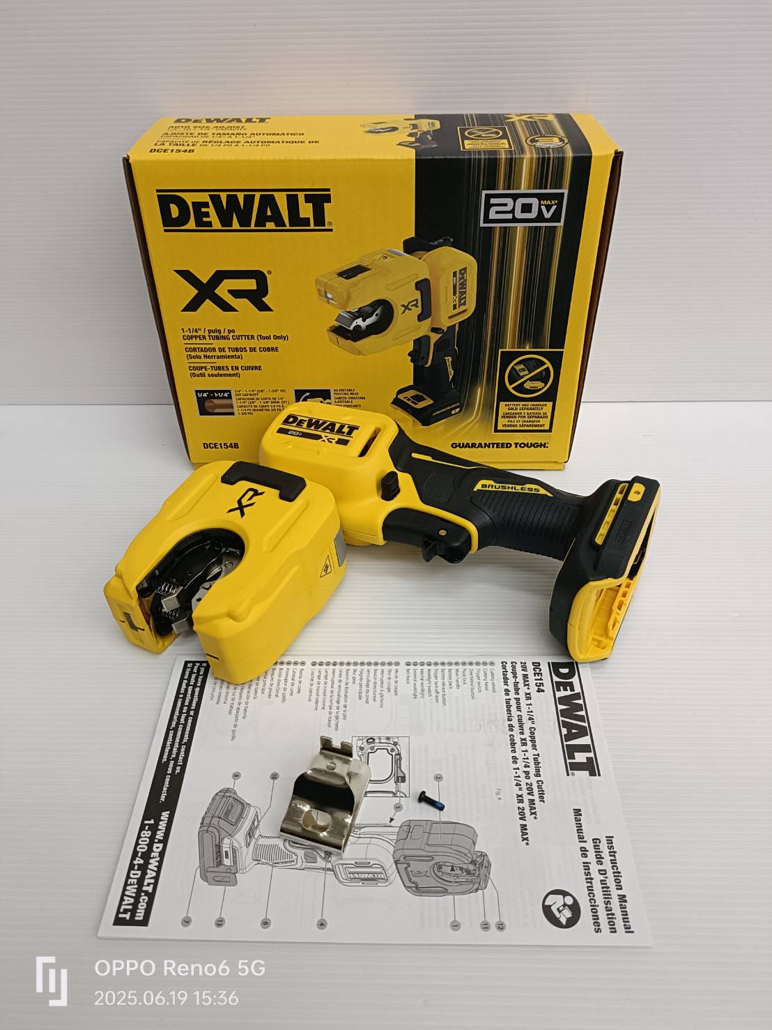 DEWALT รุ่น DCE154B เครื่องตัดท่อทองแดงไร้สาย 20V