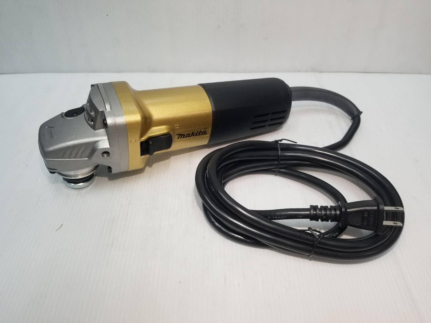 หินเจียร4" 9553HNSP1 MAKITA