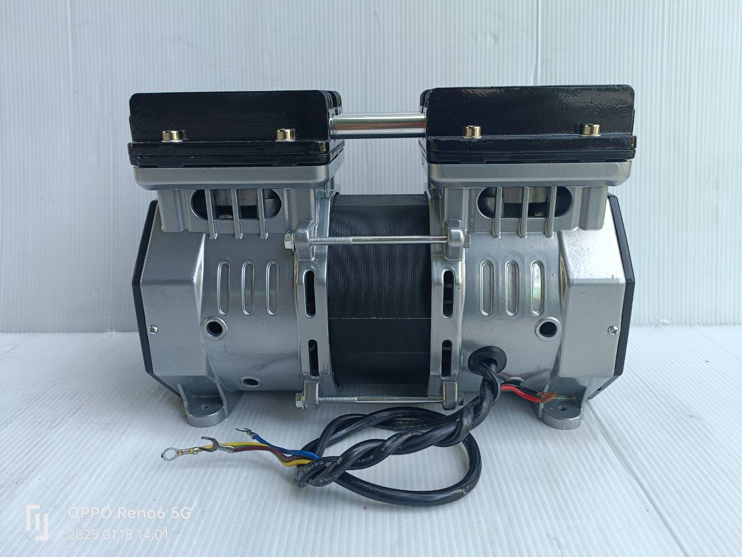 มอเตอร์ปั๊มลมออยฟรี 550W / 220V OS-W-PUMP