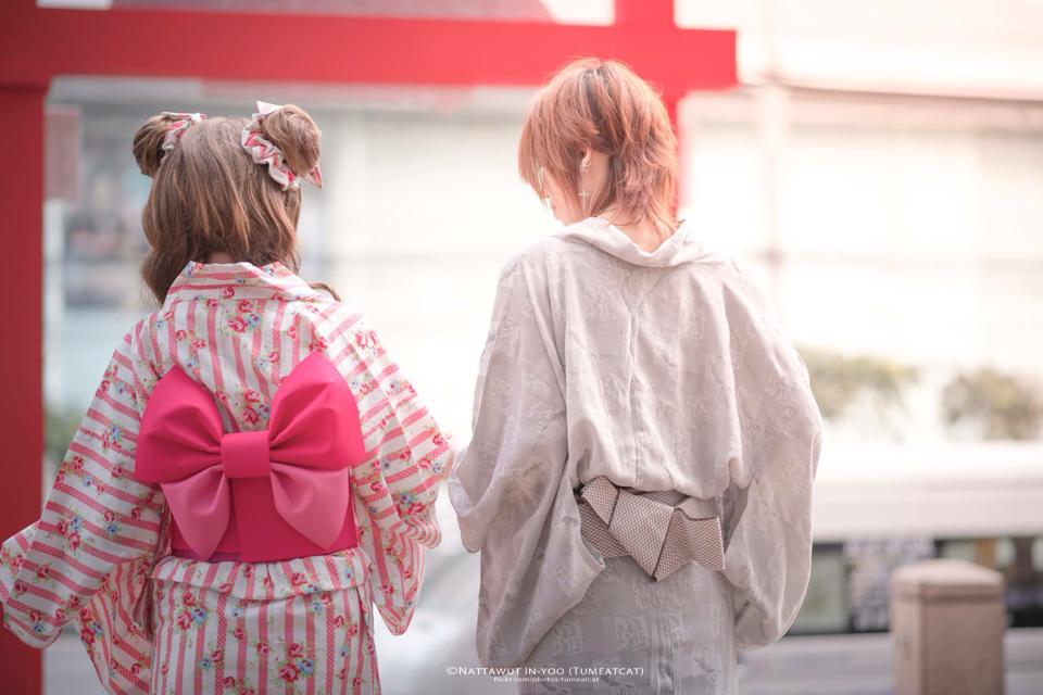 set.ยูกาตะสีขาว-ชมพู ลายทาง 01