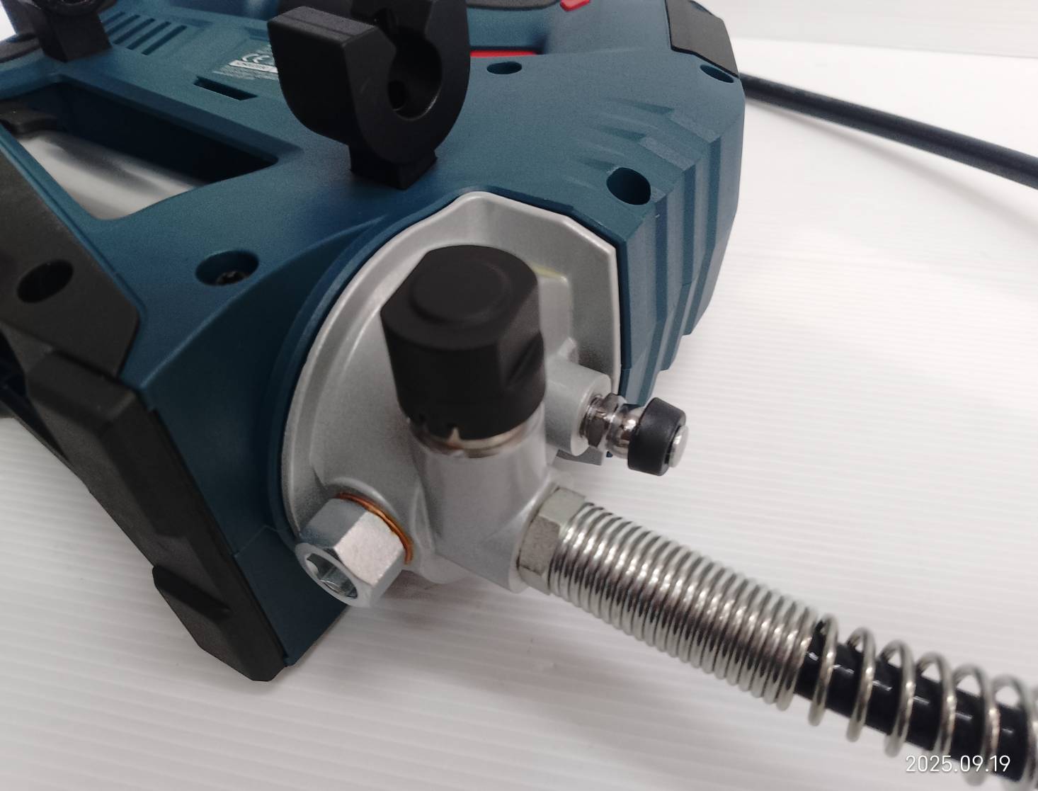 เครื่องอัดจาระบี18V GFP18V-10 BOSCH