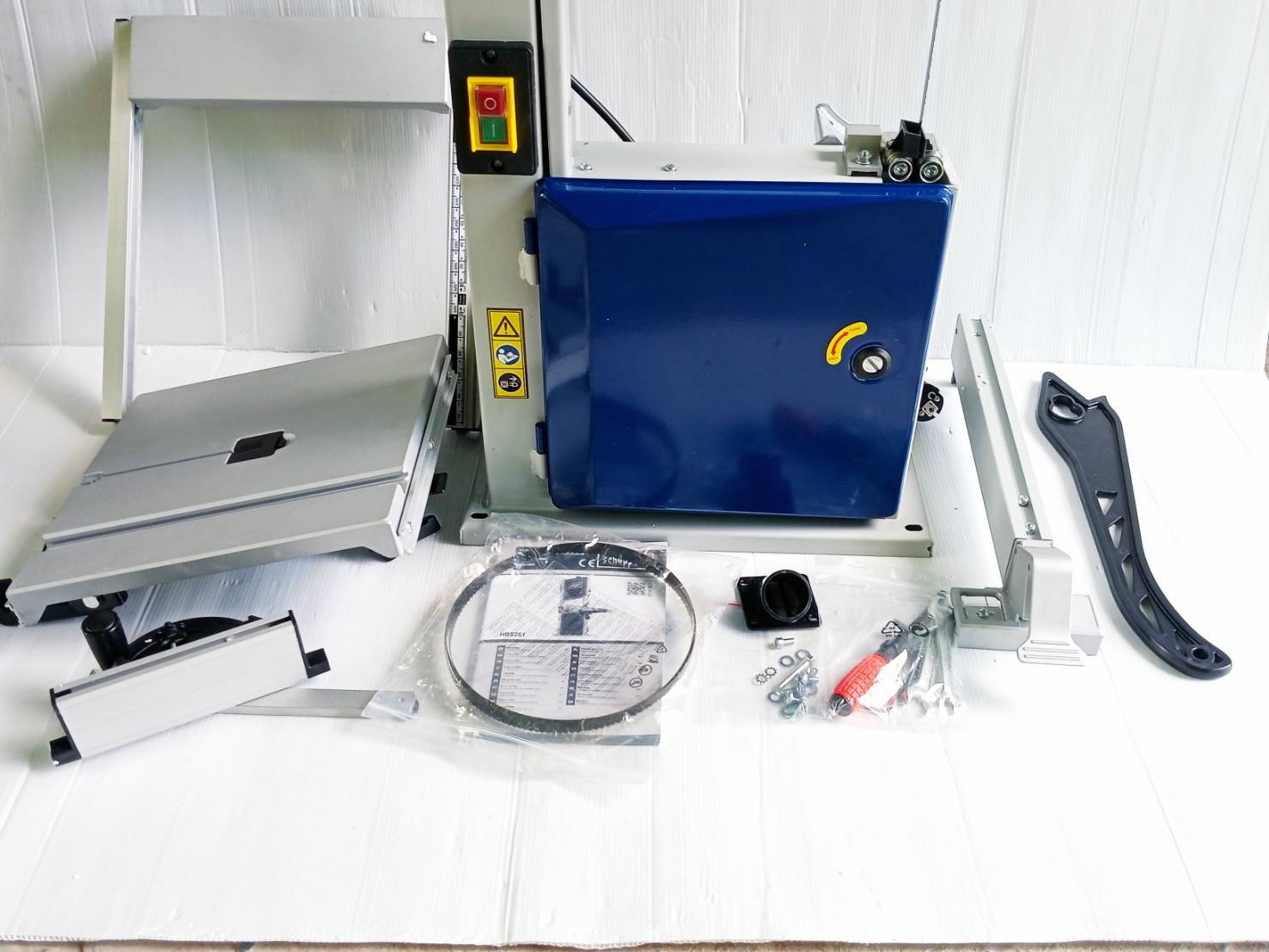 แท่นเลื่อยสายพาน 10นิ้ว HBS261 SCHEPPACH