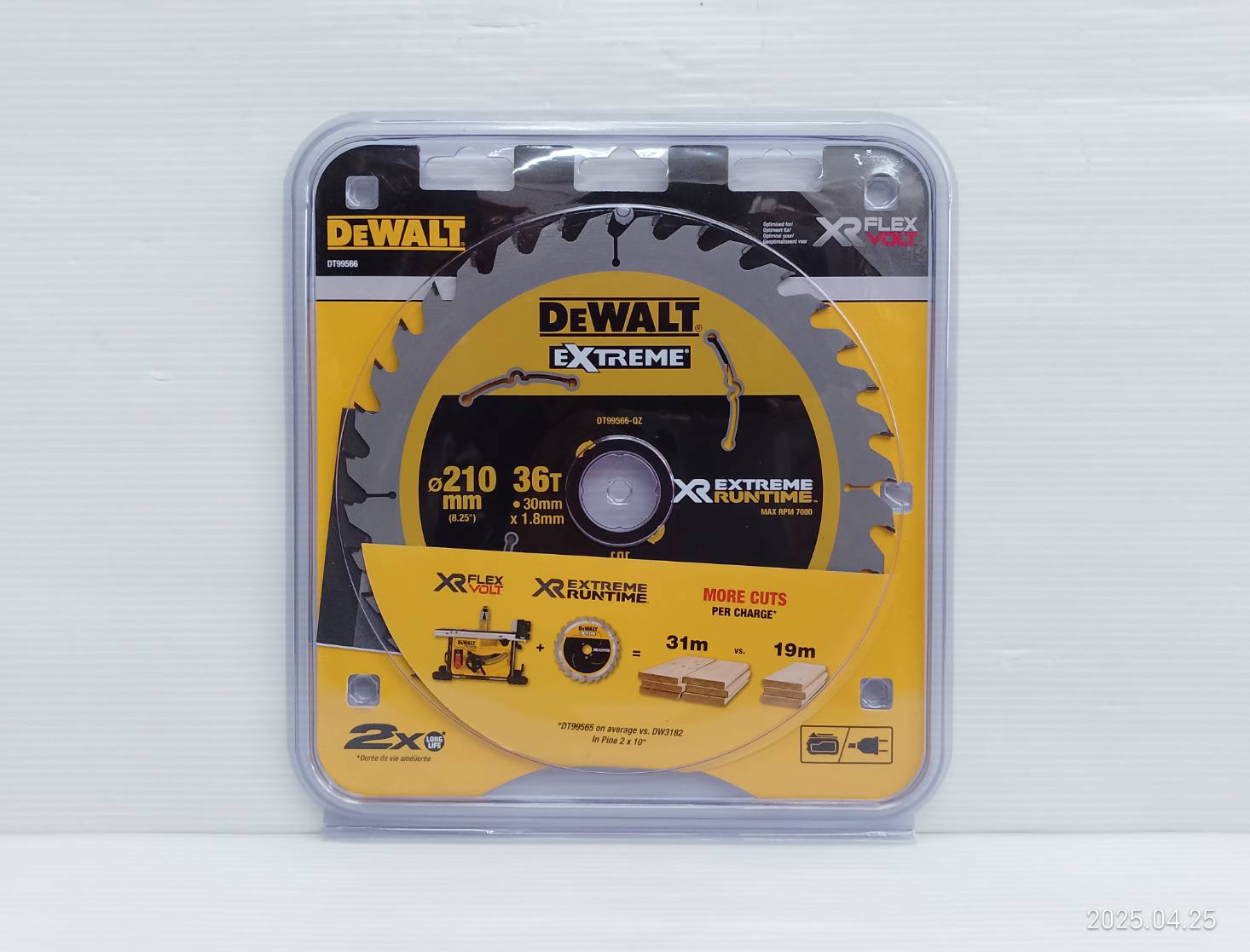 ใบเลื่อย8"x36T (ไม้) สำหรับโต๊ะเลื่อย DT99566-QZ DEWALT