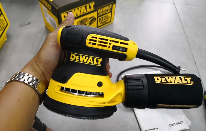 ขัดกระดาษกลม5" DWE6423 DEWALT