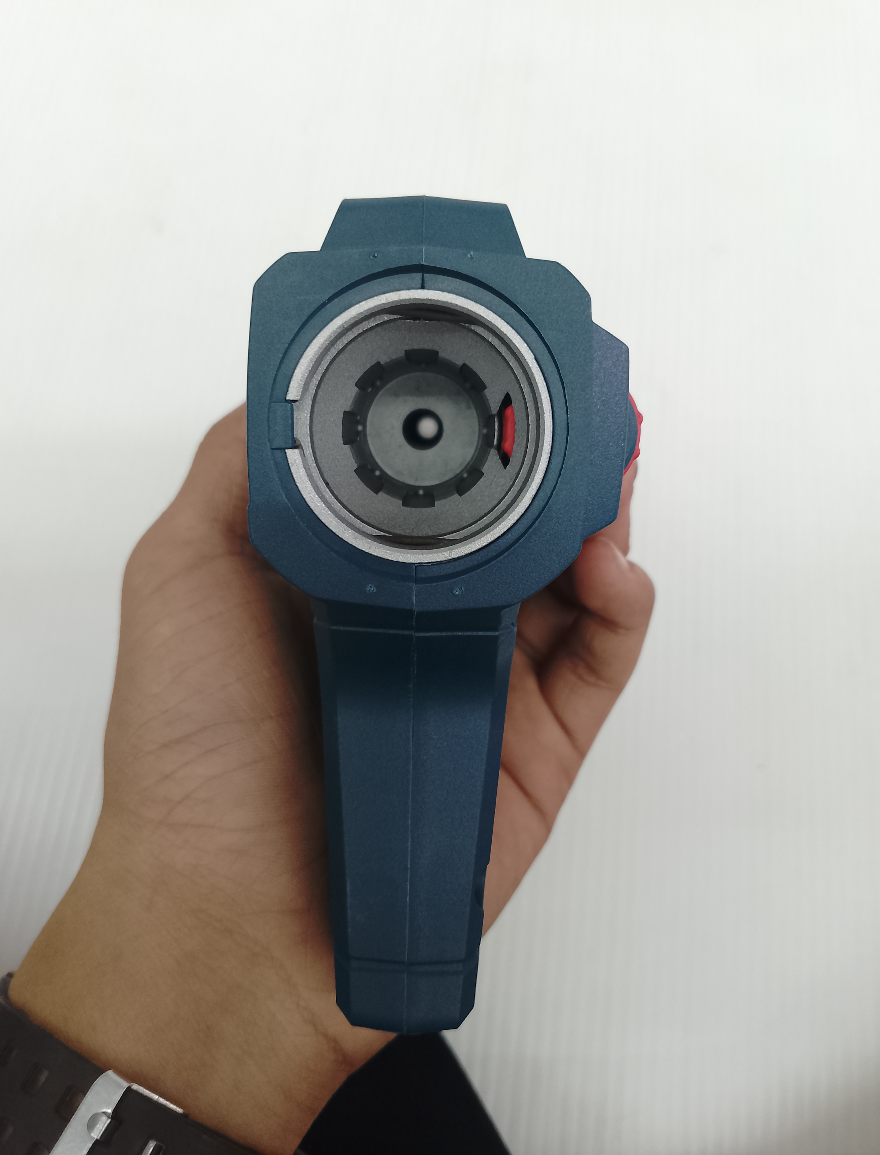 สว่านขันสกรูออโต้ไร้สาย พร้อมเเมกกาซีน GSR18V-EC TE+MA55 BOSCH