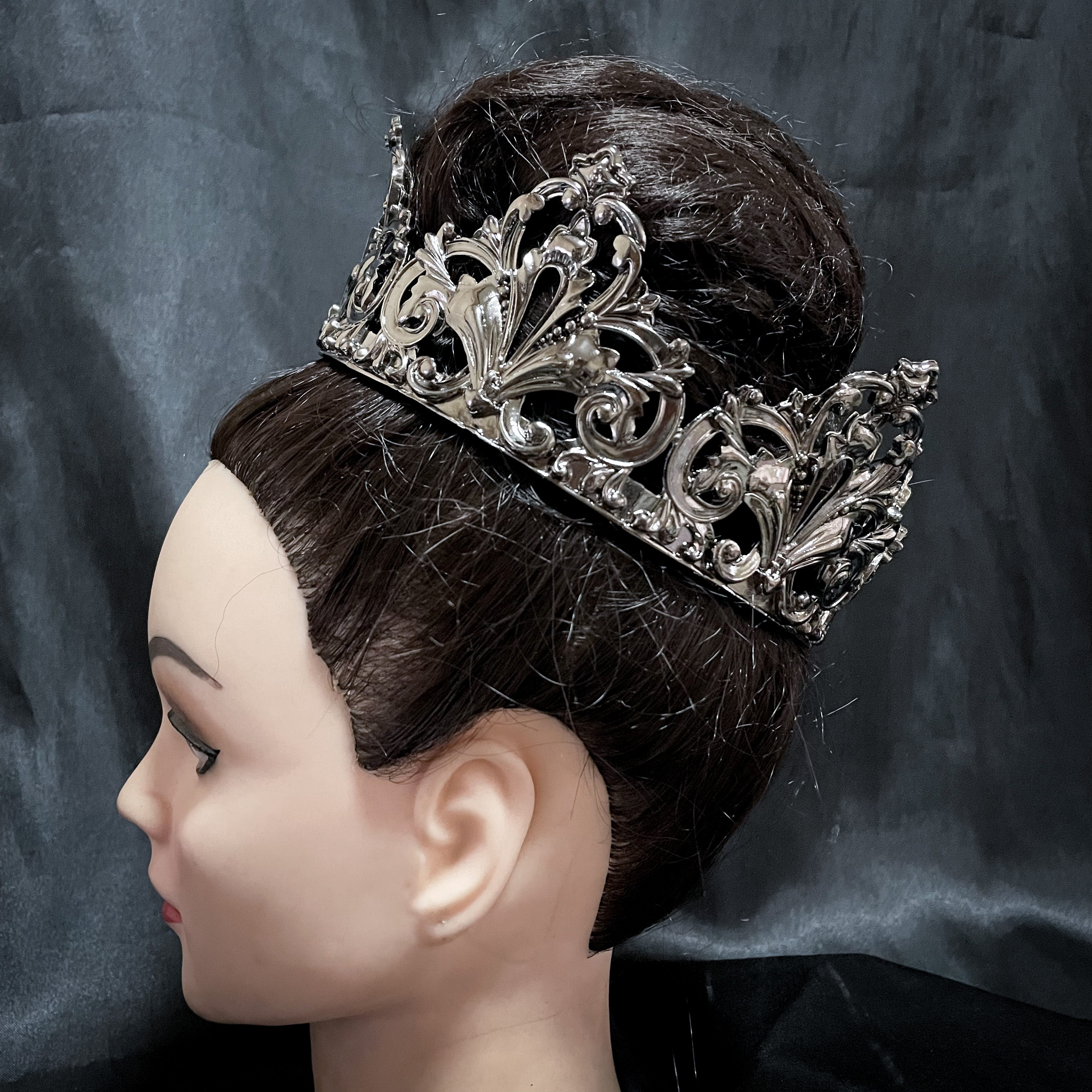 (พร้อมส่ง) มงกุฏผู้ชาย 076 มงกุฎสีดำ เจ้าชาย พระราชา การประกวด สินค้าพร้อมส่ง ไม่ต้องรอนาน งานพรีเมี่ยม ส่งด่วนจาก จ.อุบลราชธานี