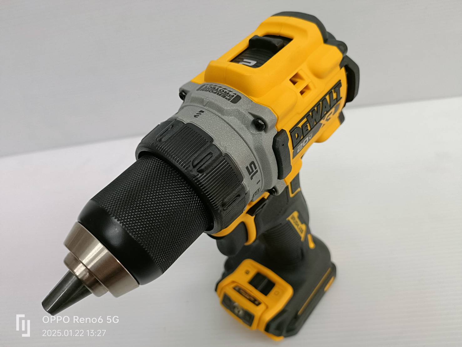 DEWALT สว่านไร้สาย 20V DCD801N-B1 (ตัวเปล่า)