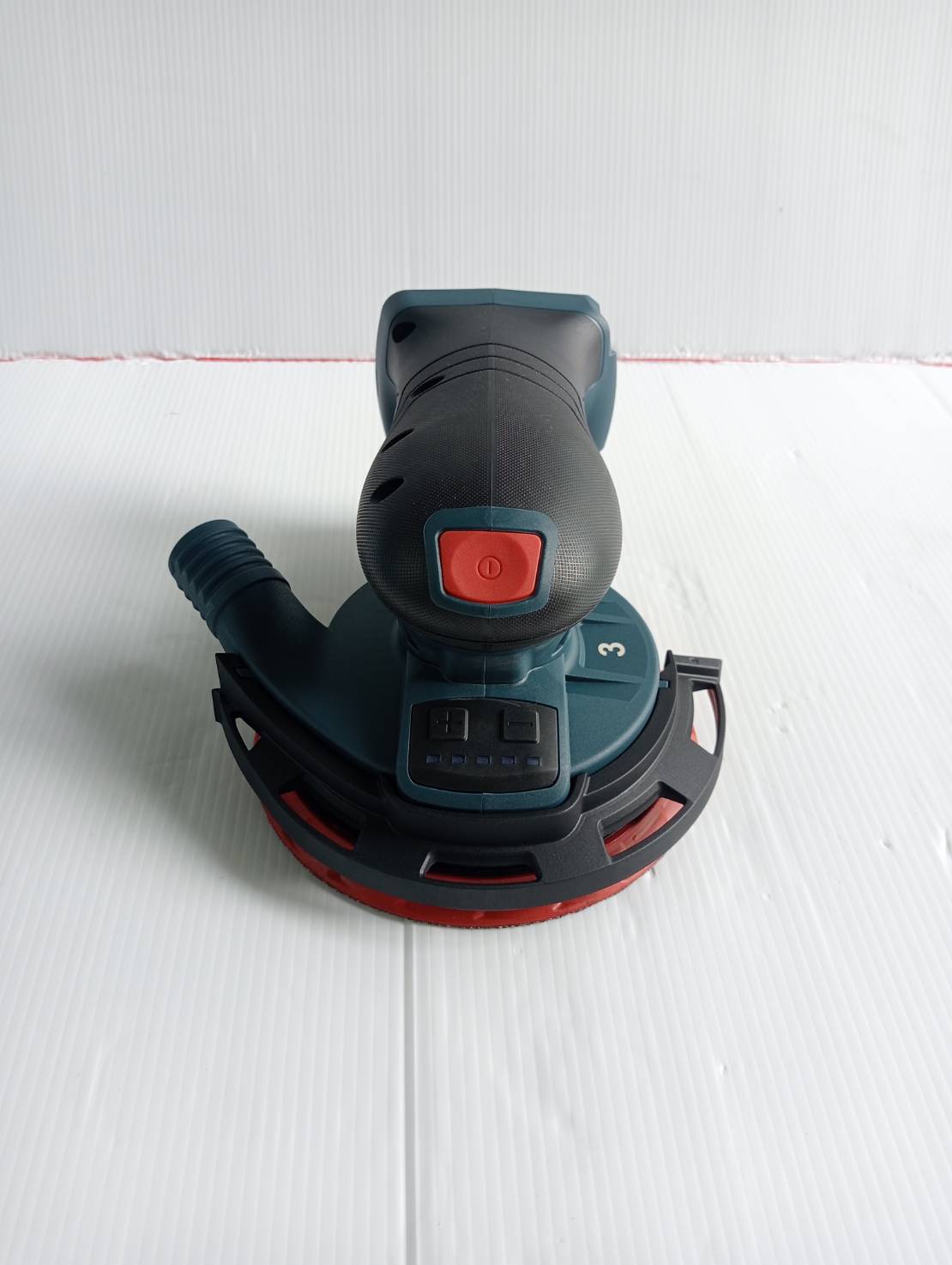 ขัดกระดาษทรายกลม6" GEX18V-150-3 BOSCH SOLO