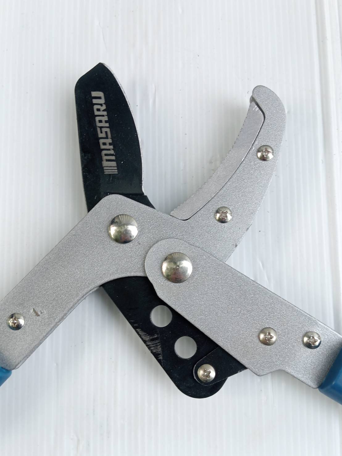 MASARU รุ่น SASP-500 กรรไกรตัดแต่งกิ่งยืดได้ กรรไกรตัดแต่งต้นไม้