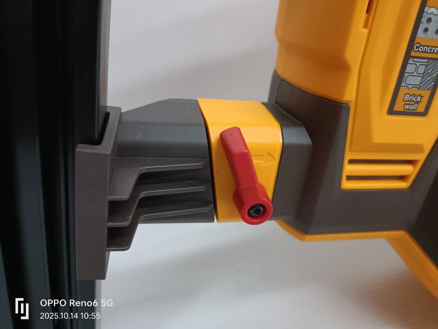 INGCO เครื่องยิงตะปูคอนกรีต40มม 42V CCNLI420602