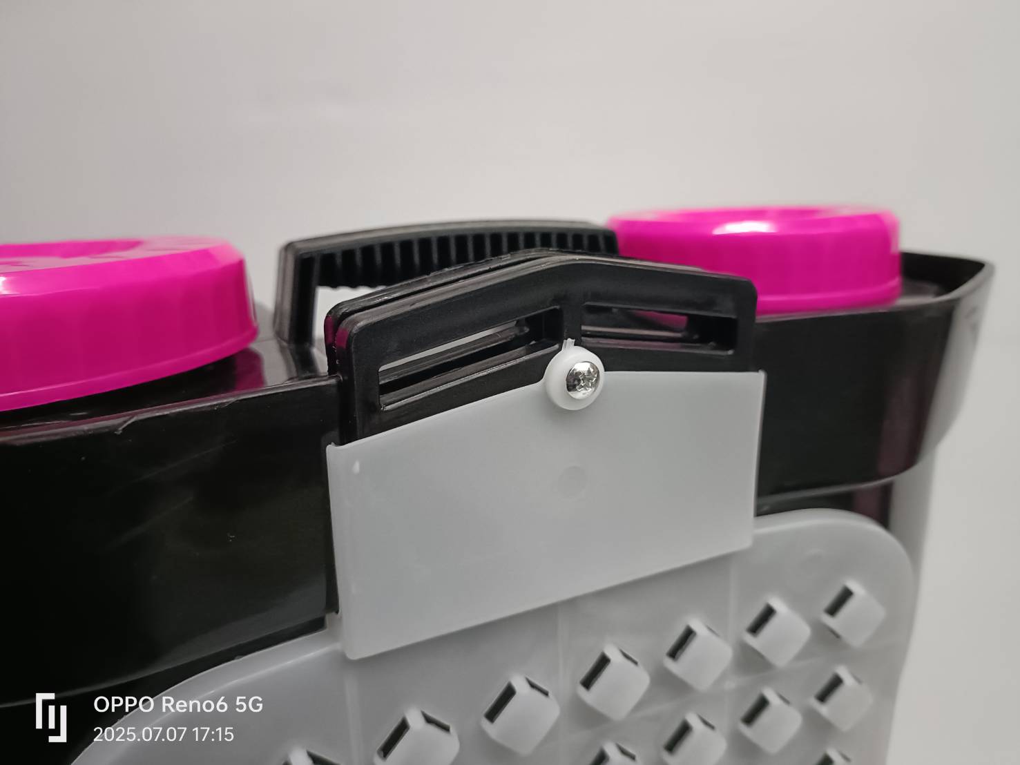 เครื่องพ่นยาแบตเตอรี่ 20ลิตร CPT-20LT CAPITAL