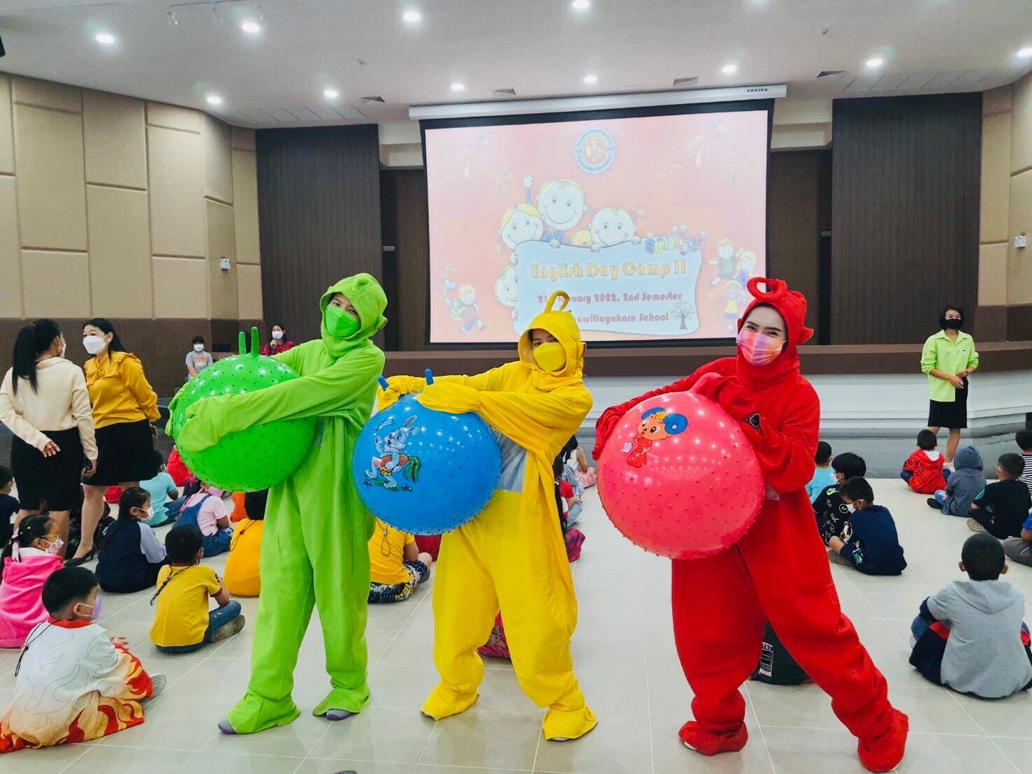 ชุดเทเลท้บบี้ส์ / ชุดมนุษย์ต่างดาว