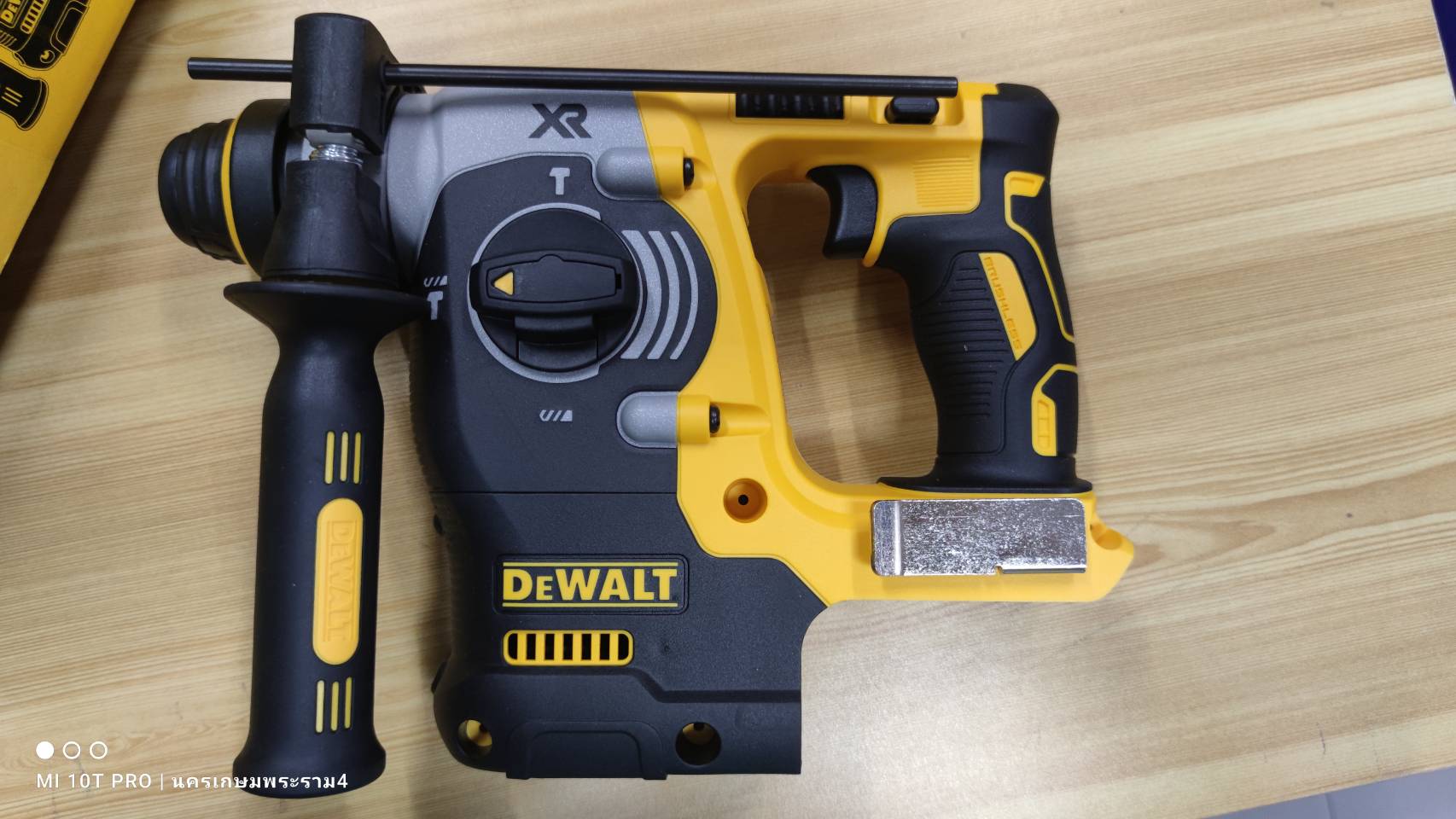 สว่านโรตารี่3ระบบ20V DCH273B DEWALT