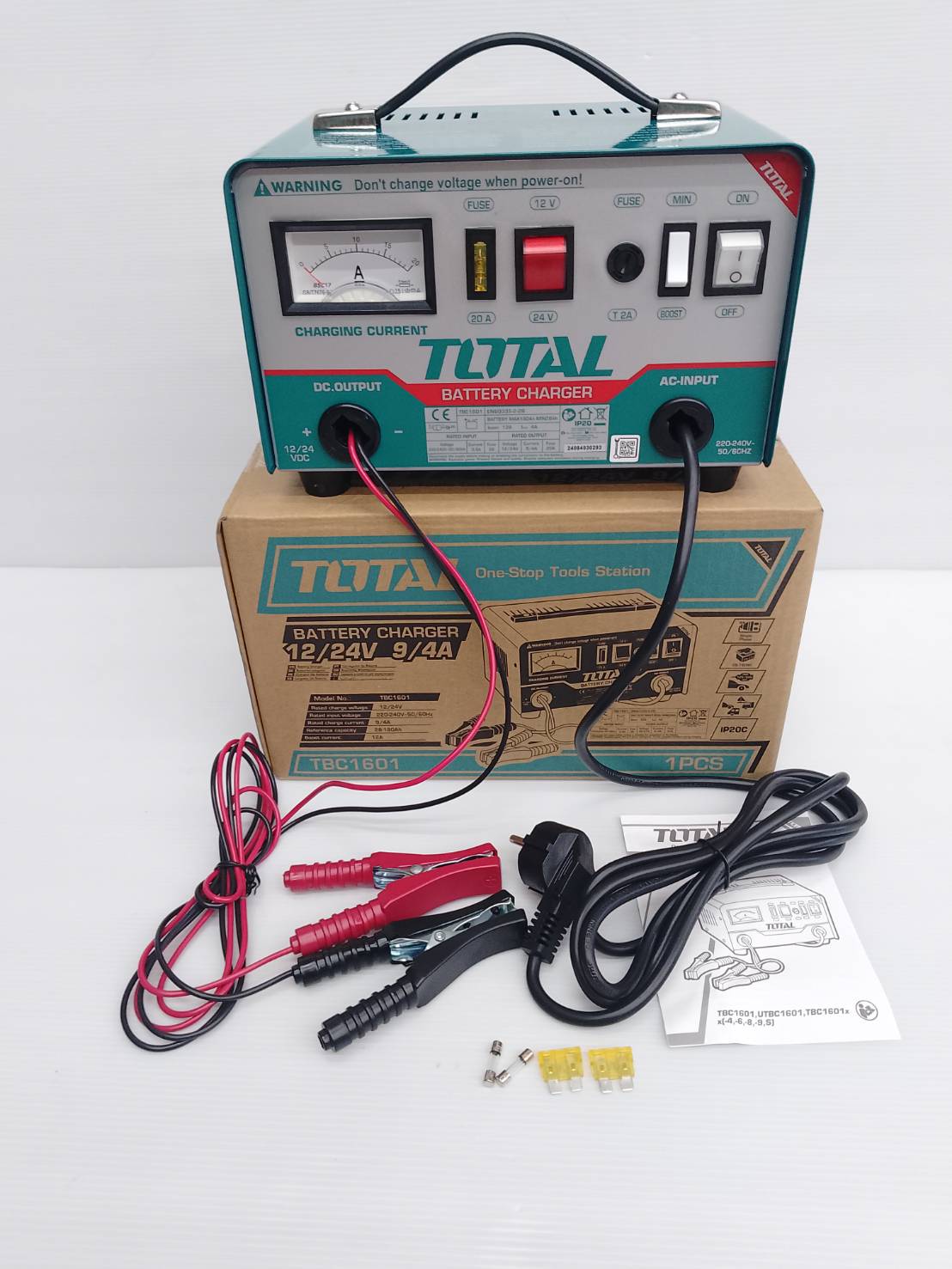 TOTAL เครื่องชาร์จแบตเตอรี่ 12V / 24V รุ่น TBC1601