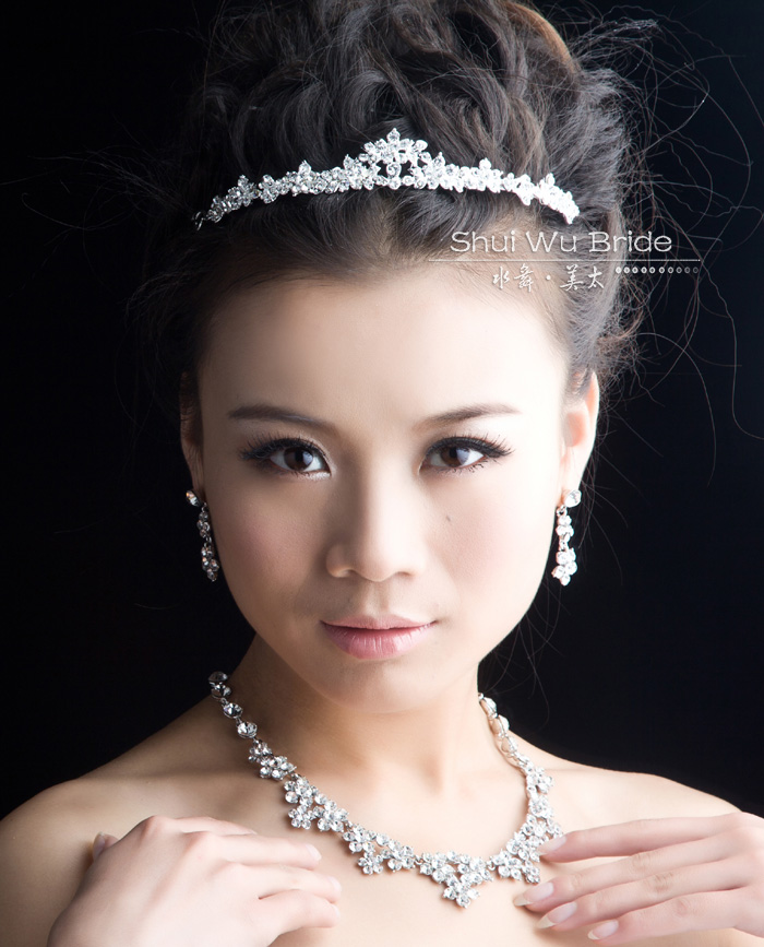 (พร้อมส่ง) สร้อยคอ+ต่างหู 004 (แบบหนีบ)