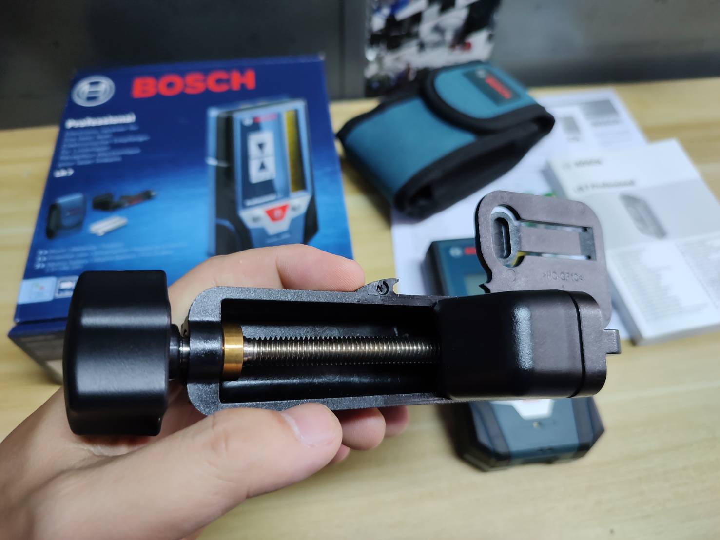 ตัวรับสัญญาณ LR7 Professional BOSCH