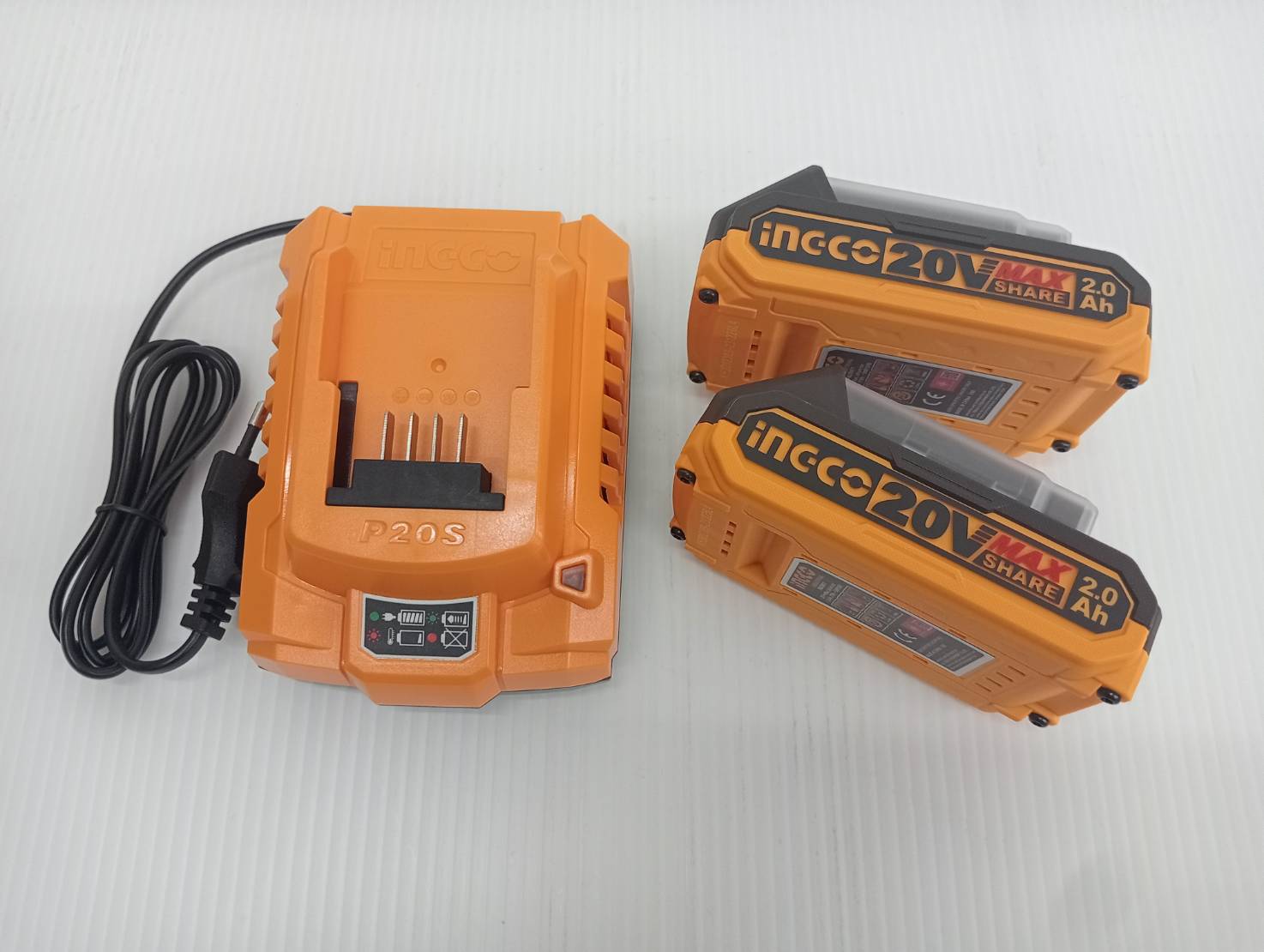 บล็อกกระแทก1/2 20V CIWLI2038 INGCO ครบชุด