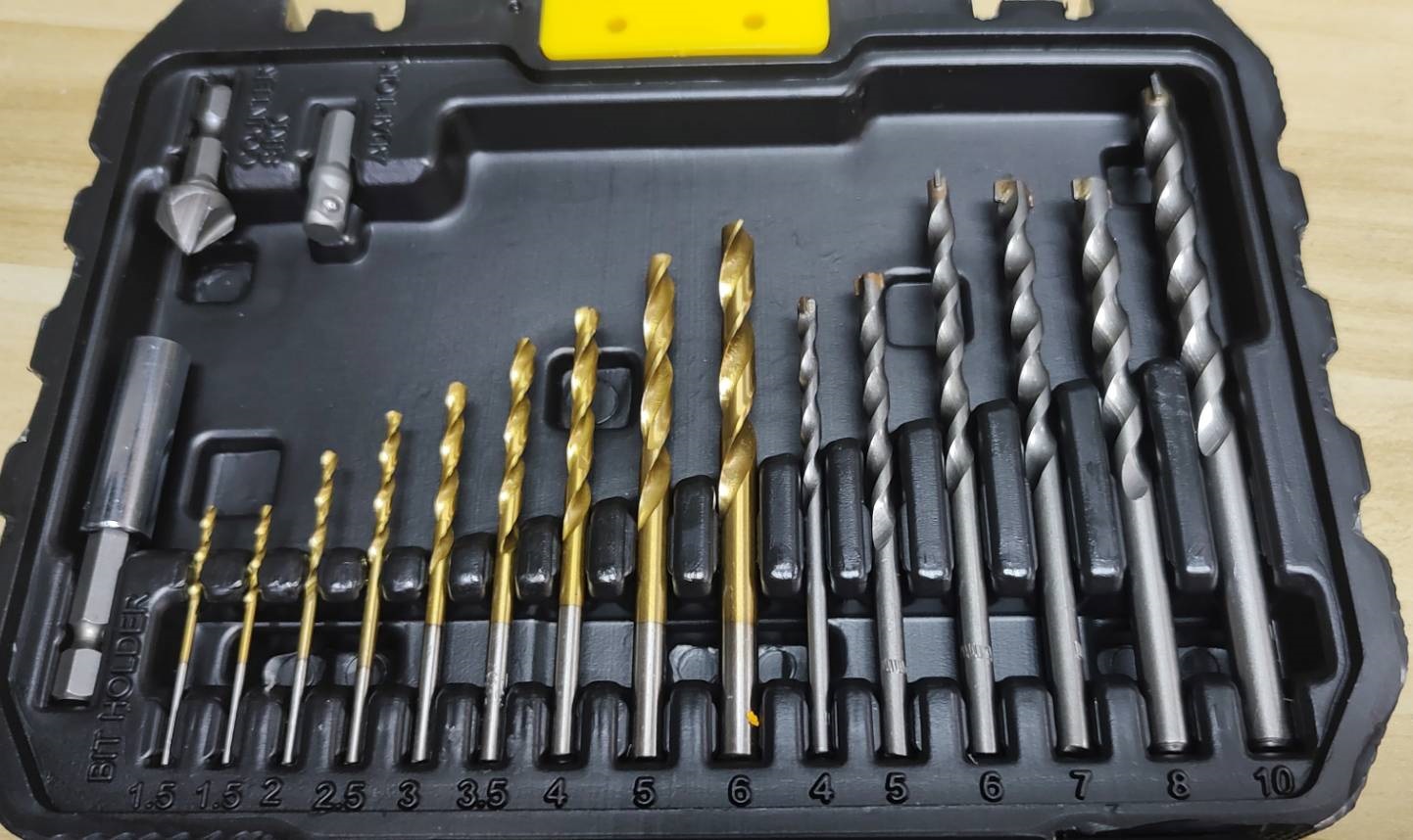 ชุดดอกไขควง ดอกสว่าน50 ชิ้น STA88546 STANLEY