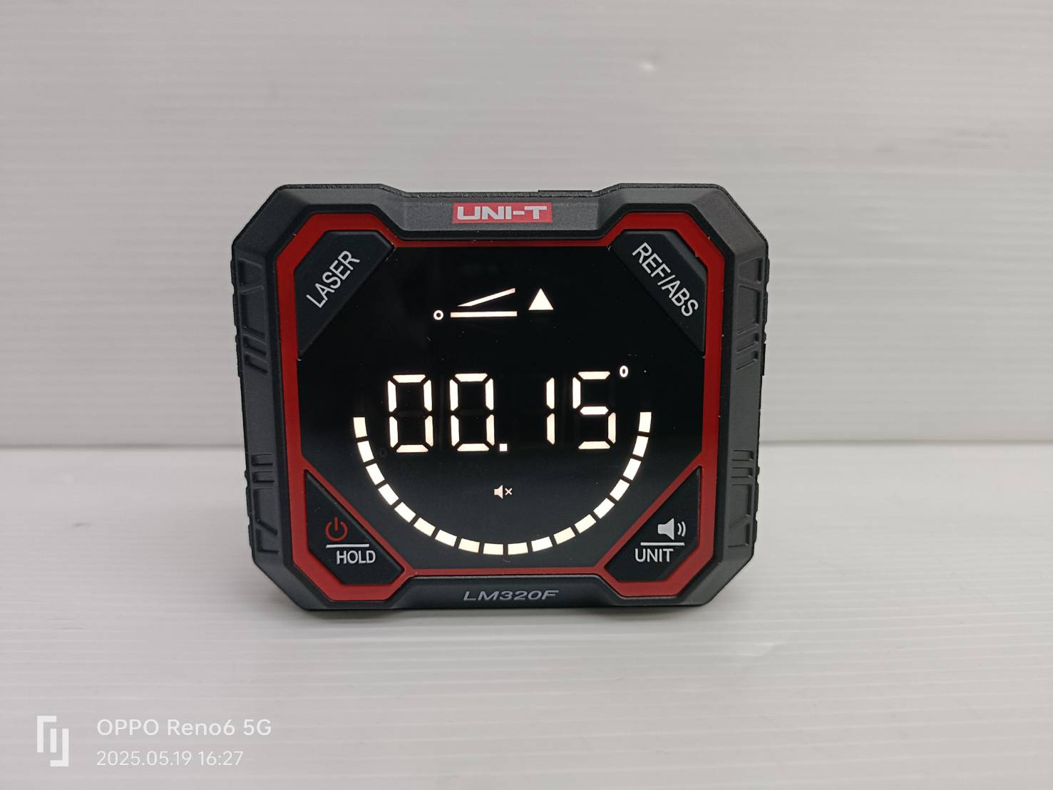 ระดับน้ำดิจิตอลมินิ รุ่น LM320F UNI-T