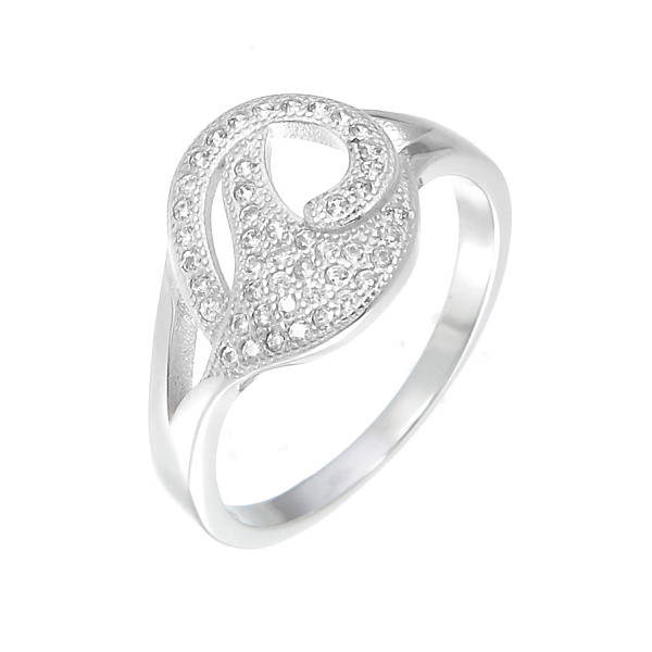 แหวนทองคำขาว ประดับเพชร CZ แหวนลายฉลุทรงหยดน้ำ เสริมดีไซน์ด้วยการฉลุลายตรงบ่าด้านข้าง เรียบง่ายเเละโปร่งเบา โดดเด่นไม่ซ้ำเเบบใคร